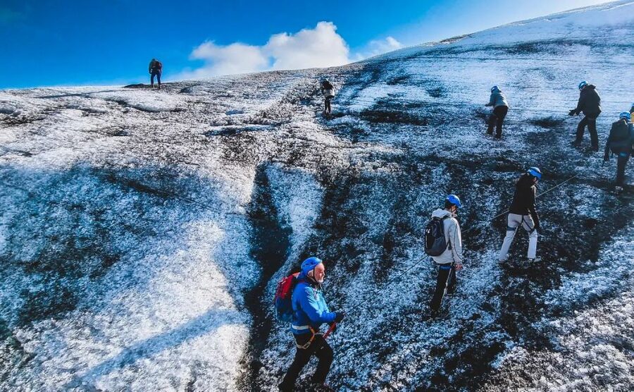 Jökulsárlón: Vatnajökull Glacier Guided Hiking Tour - Practical timing and cancellation advice