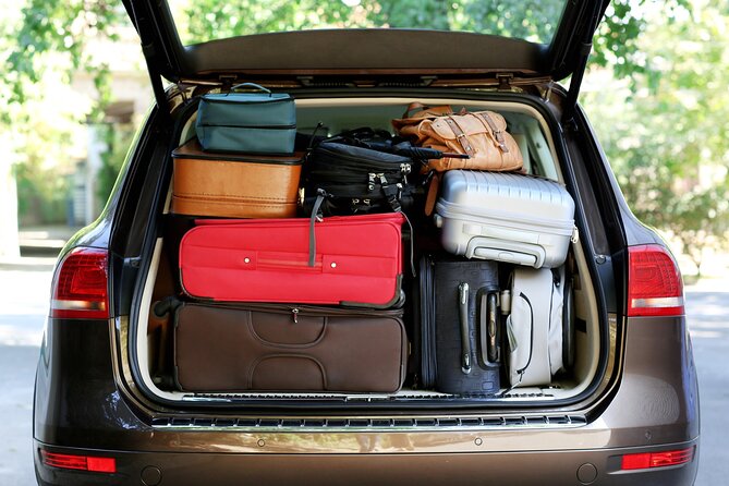 Keflavik Airport Private Transfer To/From Reykjavik cruise Ports - The good and the less polished parts of service