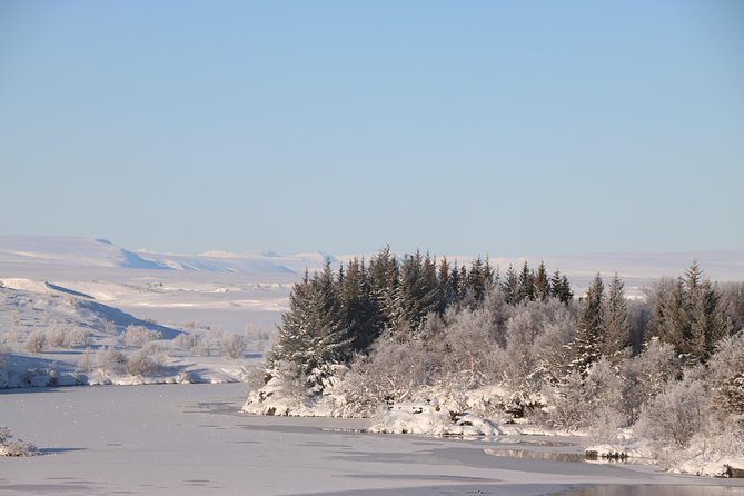 Lake Mývatn and Powerful Dettifoss Day Tour from Akureyri - Goðafoss, the waterfall of the gods