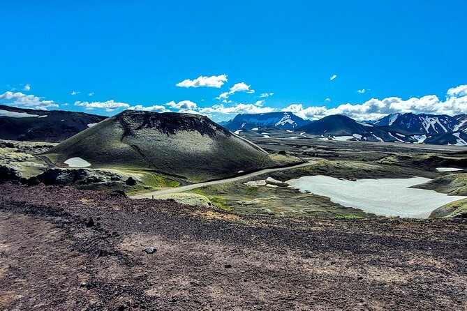 Landmannalaugar, Hekla, Sigoldugljufur 4x4 tour with Hiking - Fjallabak’s strange colors and fragile ground