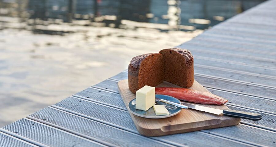 Laugarvatn Fontana: Geothermal Bread-Baking Experience - What the price gives you for $27