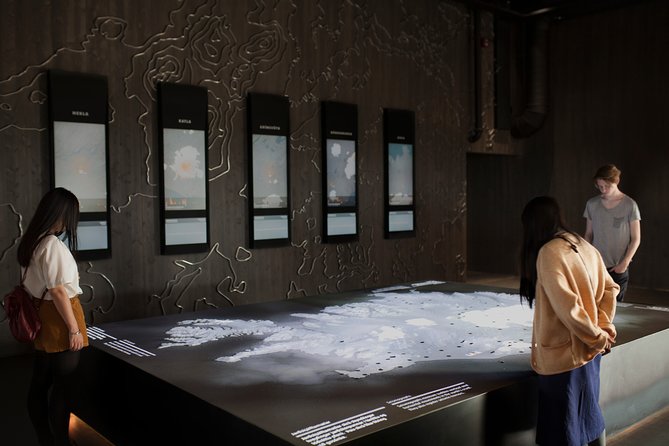 Lava Centre Interactive Volcano Exhibition - A film that brings recent eruptions together