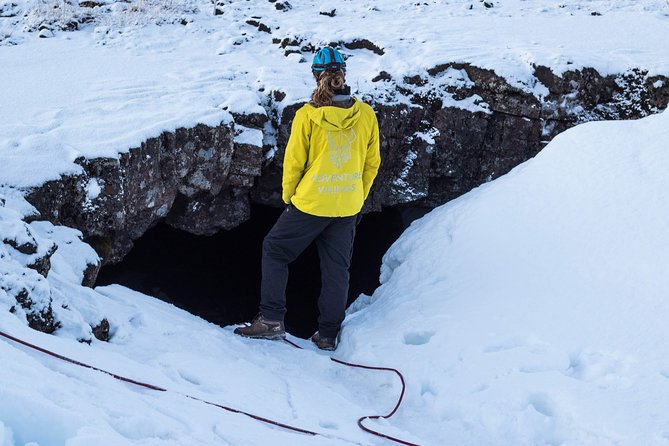 Lava Tunnel Caving with Transfer | Small Group - How hard is the crawling?