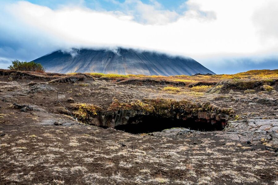 Lofthellir Ice Cave Super Jeep Tour - What you see during the 60 to 90 minutes inside