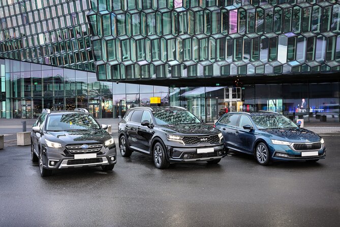 Luxury Private Transfer from Reykjavik to Keflavik Airport - Who will get the most from this transfer?