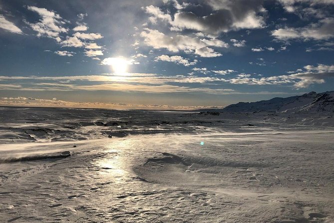 Natural Blue Ice Cave Tour of Vatnajökull Glacier from Jökulsárlón - Why the guide makes a difference