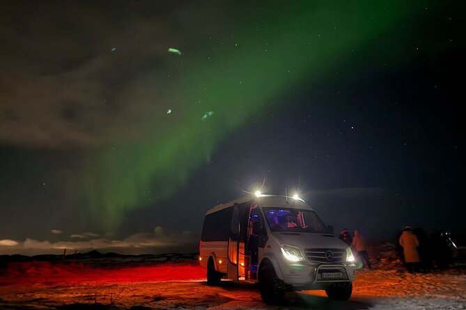Northern Lights 4x4 Tour with Pastries and Cocoa from Reykjavik - How the aurora search really works