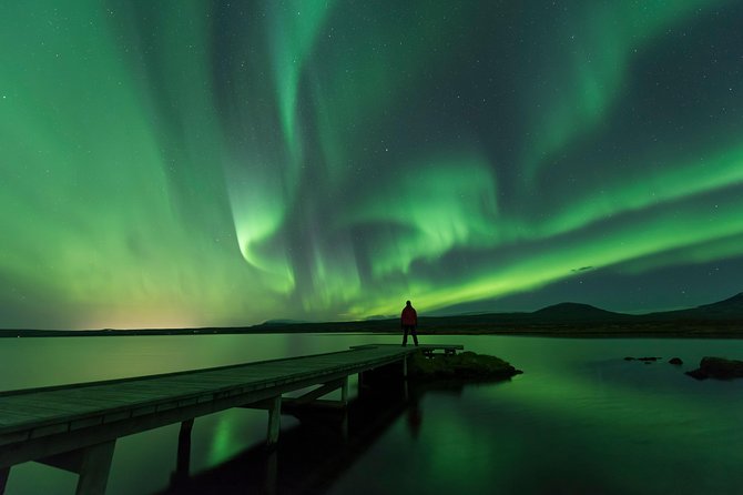 Northern Lights Guided Bus Tour from Reykjavik - How crowded can it feel?