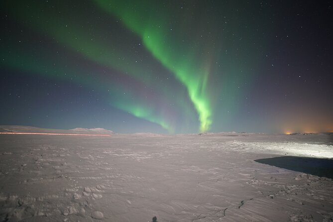 Northern Lights In luxury off-road SUV with Photos and Treats - Leaving Reykjavik at 9 pm