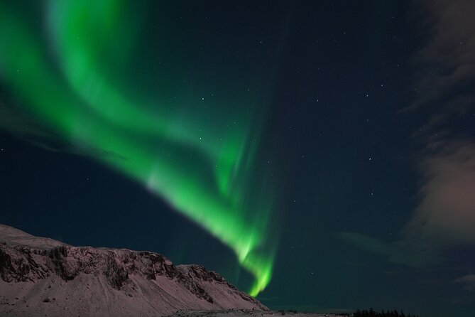 Northern Lights In luxury off-road SUV with Photos and Treats - When the $1,520 price makes sense