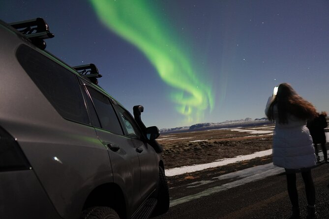Northern Lights In luxury off-road SUV with Photos and Treats - Aurora Basecamp adds a planned stop