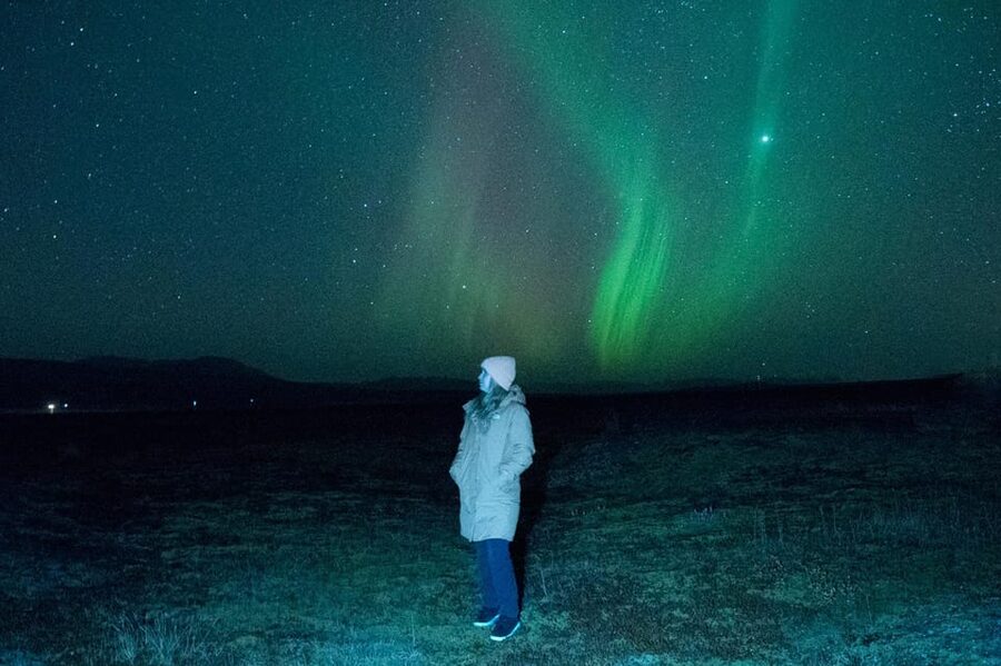 Northern Lights in Mini Bus, Photos, Hot Cocoa and Pastries - Why the photos and warm drinks matter