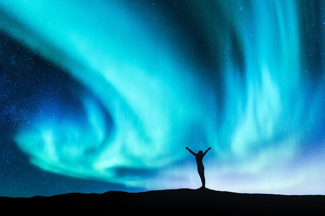 Northern Lights Private Tour-Epic Adventure - A private van changes the feel of the night