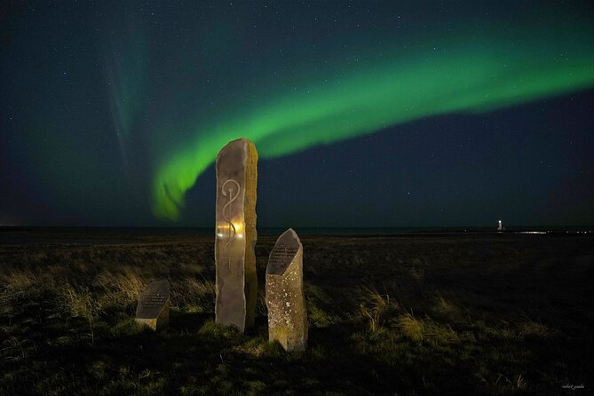 Northern Lights Small-Group Tour with Hot Chocolate & Photos - The guides shape the night
