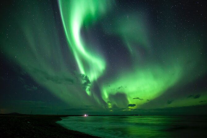 Northern Lights Tour from Husavik - Why the small group limit helps