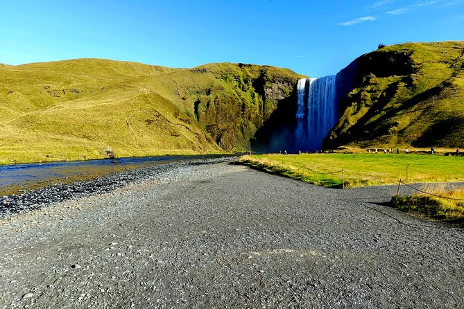 One-Day Tour: Private South Coast with Diamond Beach Adventure - Alex makes the private format useful