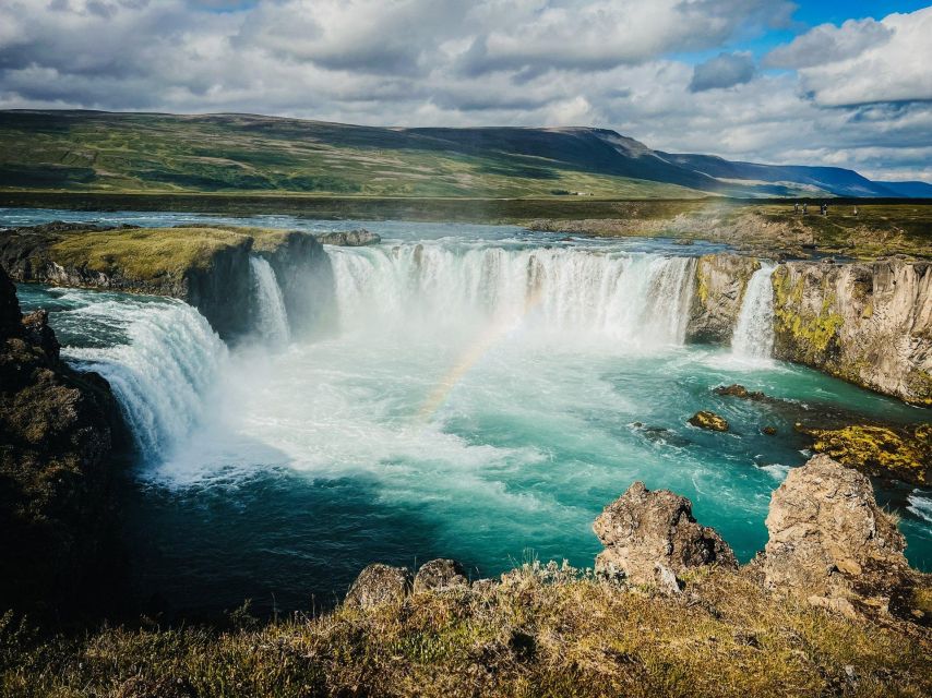 Port Akureyri: Godafoss Waterfall, Myvatn and Baths Tour - Why this Akureyri shore excursion works so well