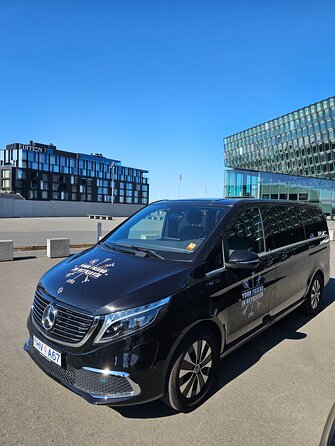 Private 3 Hours Tour with Airport Transfer in Reykjavik - What the private format really gives you