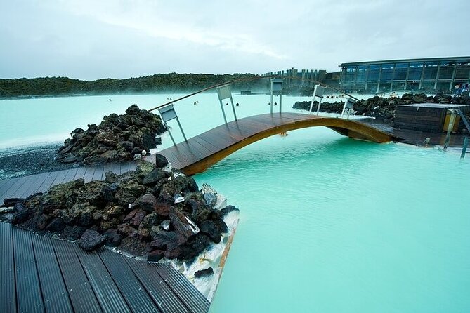 Private Blue Lagoon Tour from Reykjavik: 2 Hour Spa Experience - Asking for an extra stop at the Bridge Between Continents
