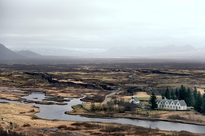 Private Golden Circle Tour Iceland | Day Tour - Geysir and Haukadalur: a quick lesson in geothermal power