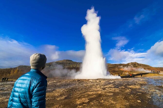 Private Golden Circle Tour in Iceland With 5+ Attractions - Thingvellir: walking along the rift