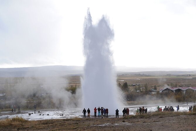 Private Golden Circle Tour in Iceland With 5+ Attractions - Geysir and the practical pleasure of geothermal heat