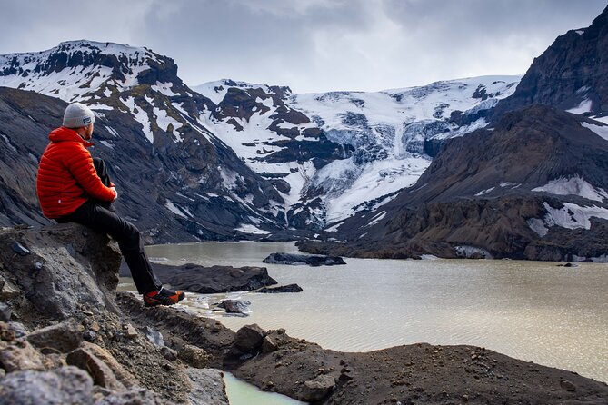 Private Hire Adventure Guide & Vehicle - Why a private vehicle makes sense in Iceland