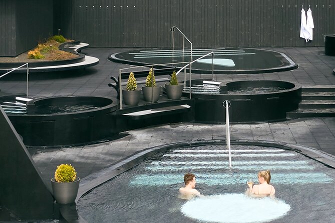 Private Hire Adventure Guide & Vehicle - Choosing a route from Reykjavik