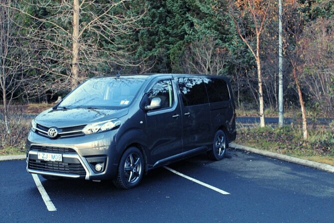 Private Keflavik Airport Transfer (Round trip) - Cruise passengers and unusual pickup plans