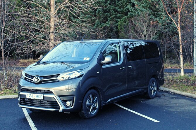 Private Keflavik Airport Transfer (Round trip) - Price: what you are really paying for