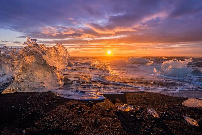 Private South Coast & Glacier Lagoon tour from Reykjavik - The long run to Glacier Lagoon