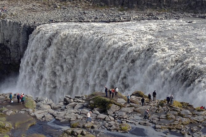 Private Tour Tailor Made Tour from Akureyri e.g Lake Myvatn, Godafoss, Dettifoss - How the eight-hour schedule works