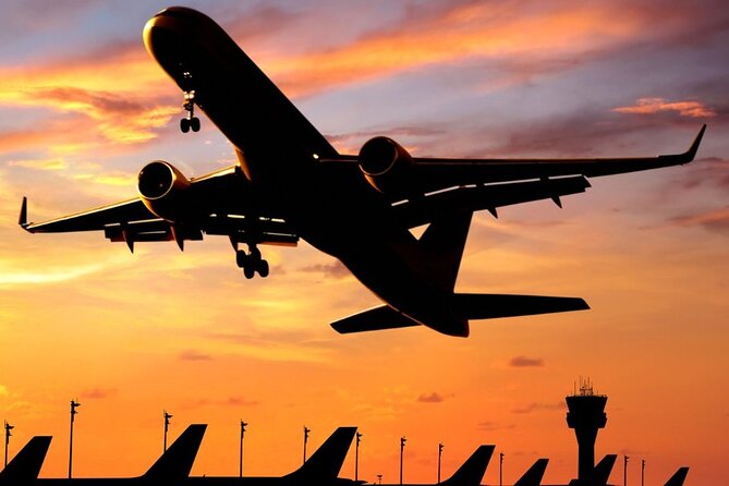 Private Transfer from/to Keflavik Airport (KEF) - The drivers make the handoff easy