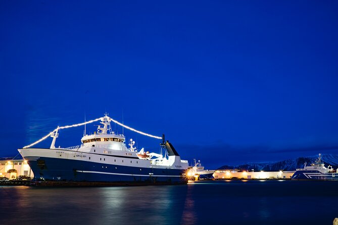 Private Transfer Service from Hotels in Reykjavik to Cruise Ship Terminal - Meeting the driver in your Reykjavik hotel lobby
