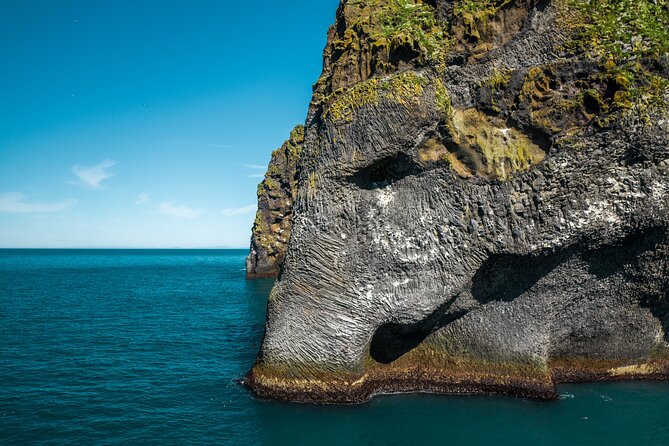 Puffin and Volcano Tour with Ebbi - Sprangan, a local sport with a cliffside story