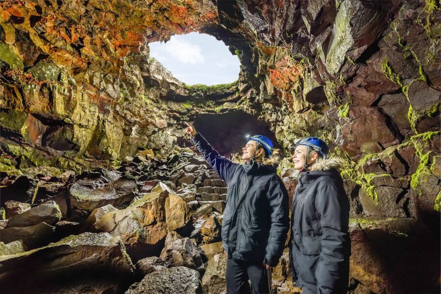 Raufarhólshellir Lava Tunnel: Underground Expedition - The lights go out