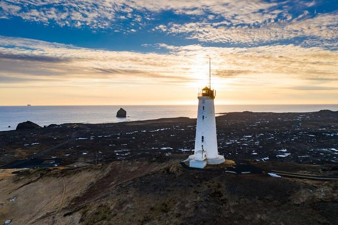 Reykjanes Peninsula Tour - Gunnuhver is Reykjanes at its most forceful