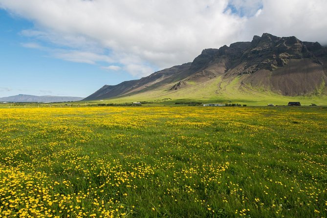 Reykjanes peninsula - Walking between continents at the Bridge Between Continents