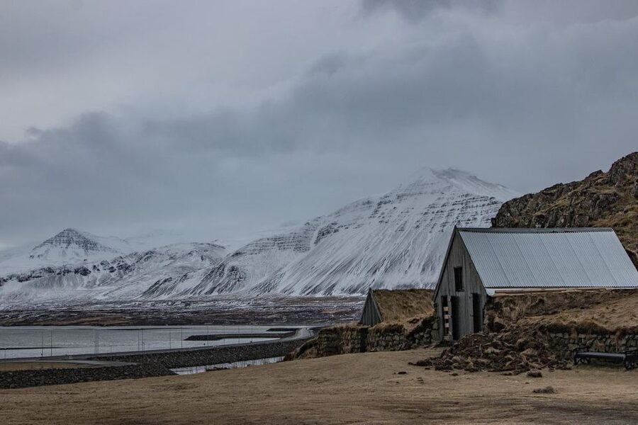 Reykjavik: 2-Day West Tour with Snæfellsnes & Silver Circle - Ingjaldshólskirkja and the Columbus connection