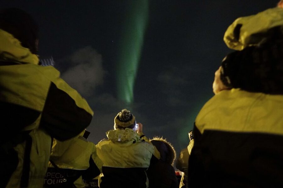 Reykjavik: 2-Hour Northern Lights by Boat with Backup Plan - Should you book this northern lights boat tour?