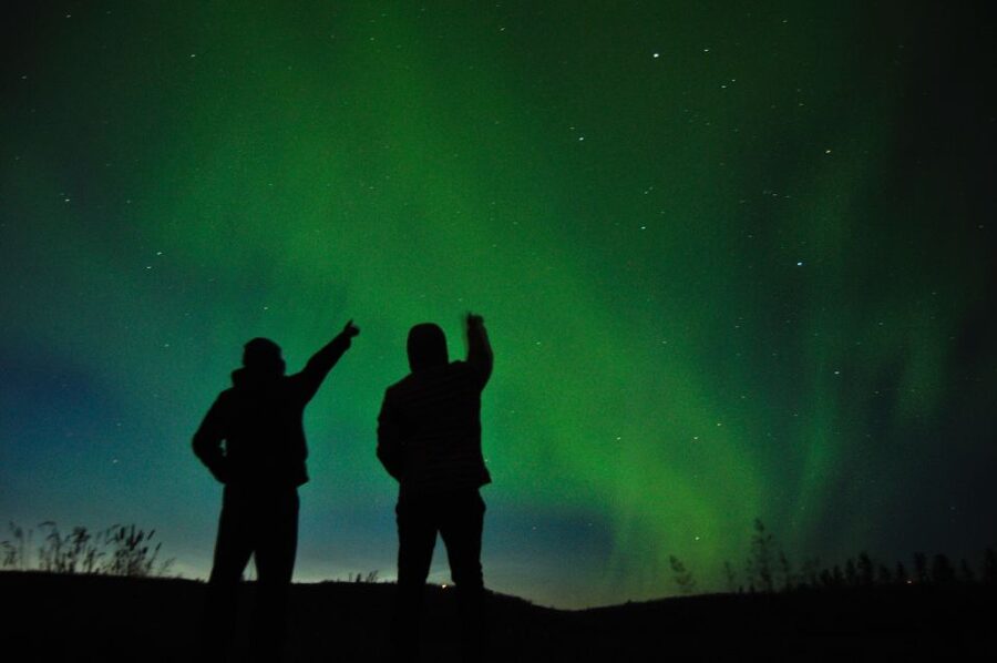 Reykjavik: 3-day South Coast and Golden Circle Experience - Guides, group size, and the rhythm of the road