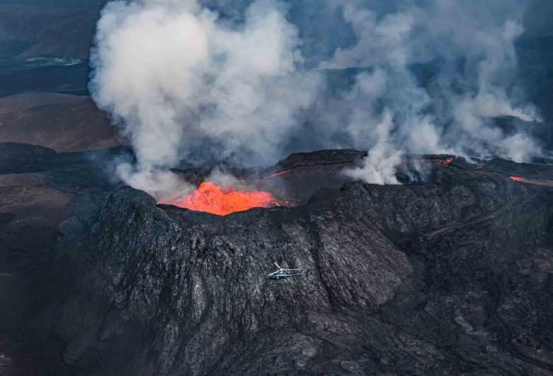 Reykjavik: 45-Minute Volcano Sightseeing Helicopter Tour - Key points to know before you fly
