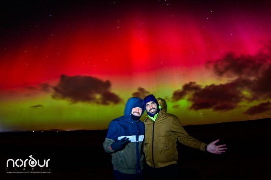 Reykjavík: 4x4 Minibus Northern Lights with Photo and Cocoa - Who will get the most from this tour