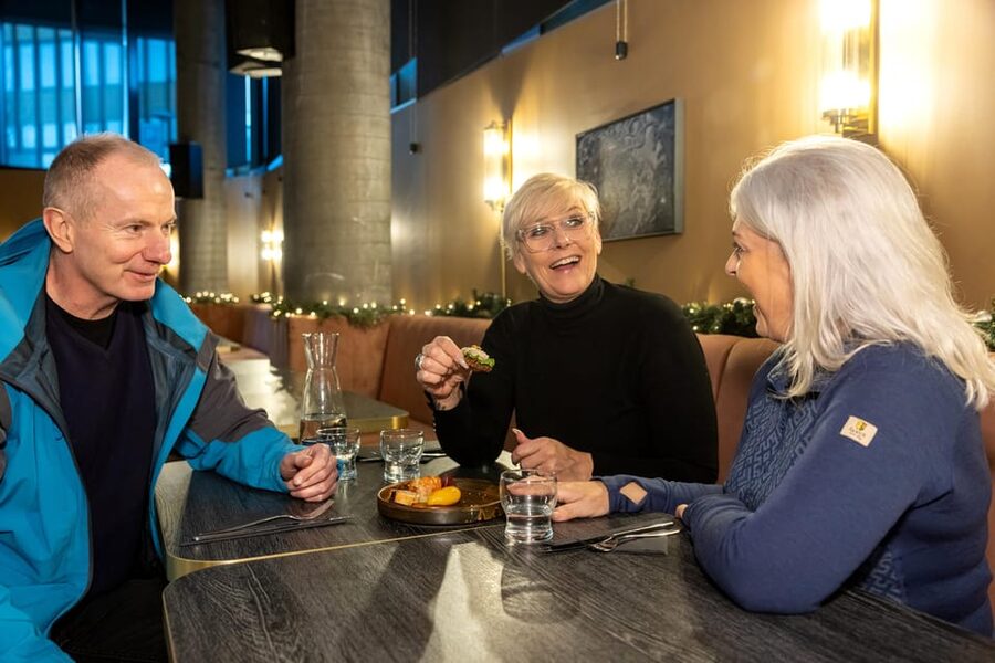 Reykjavik: Christmas Food Tour with Tastings and Drinks - Lauðabrauð brings craft to the Christmas table