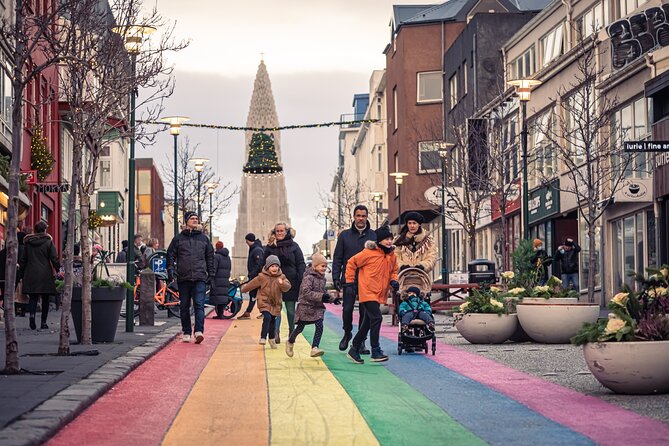 Reykjavik Christmas Walking Tour - Meeting at Hlöllabátar and Ingólfstorg