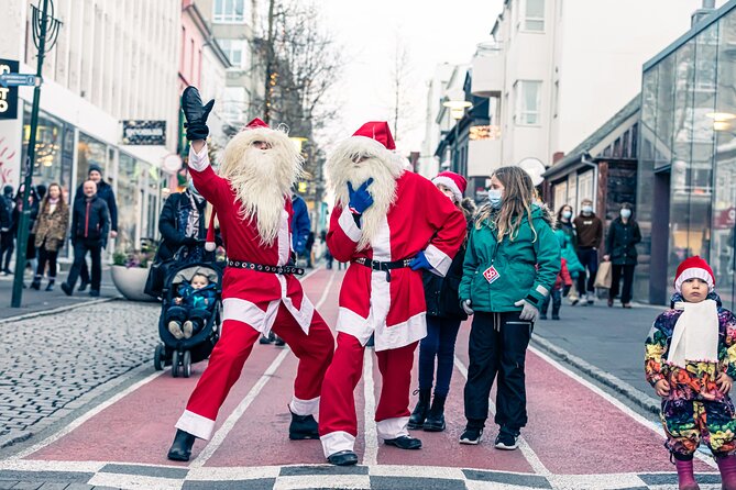 Reykjavik Christmas Walking Tour - What the guides add to the experience