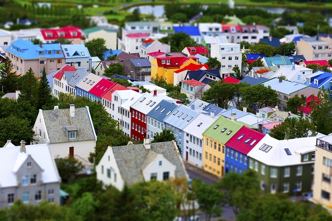 Reykjavik City Walking Tour - Old Harbour, Harpa, and Sólfar