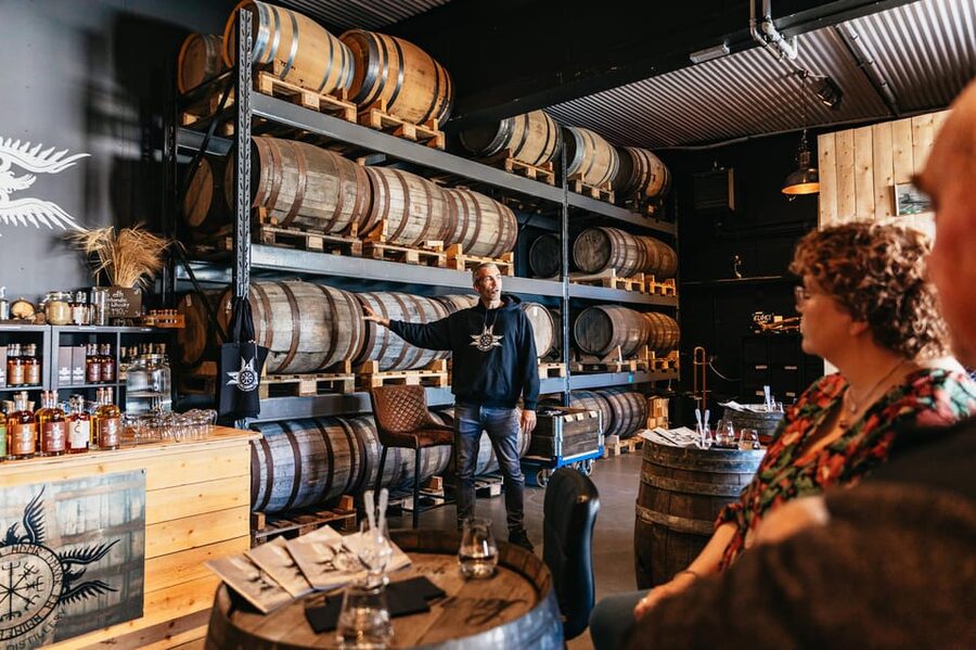 Reykjavik: Eimverk Distillery Guided Tour with Tasting - Flóki whisky, Vor gin, and Víti Brennivín