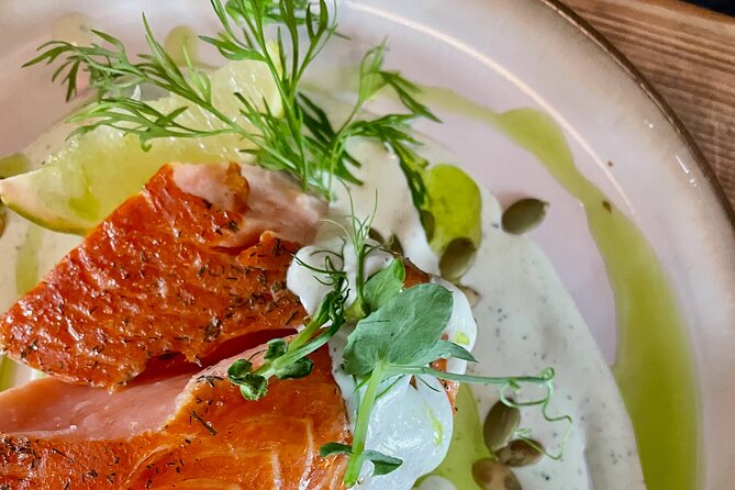 Reykjavik Food and Drink Adventure - Local Evening Experience - What the landmarks add between courses