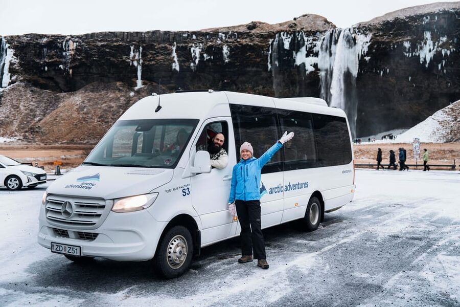 Reykjavik: Glacier Hike & South Coast Day Tour - How the timing affects the experience